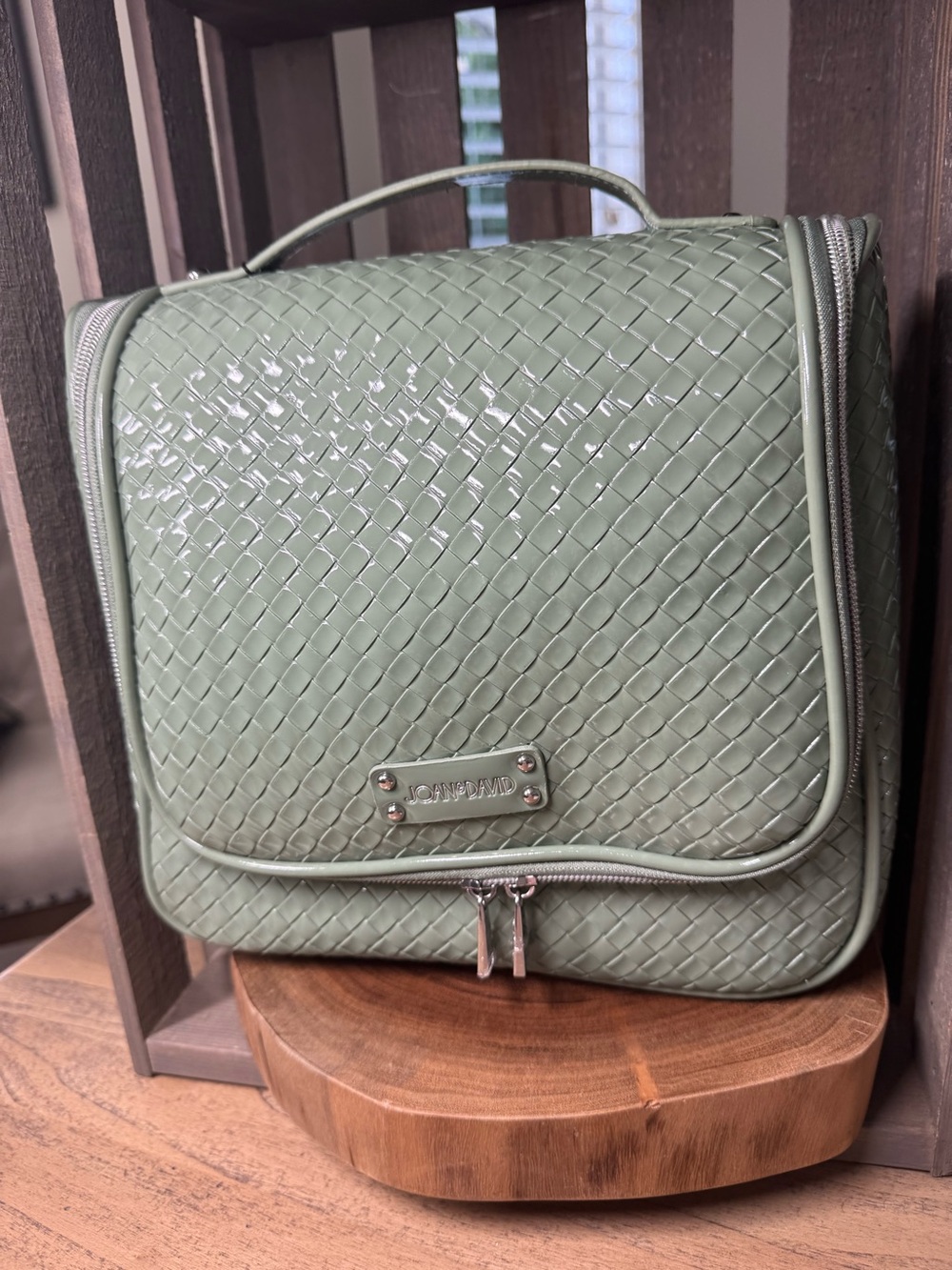 Joan & David Hanging Sage Green Woven Toiletry Case